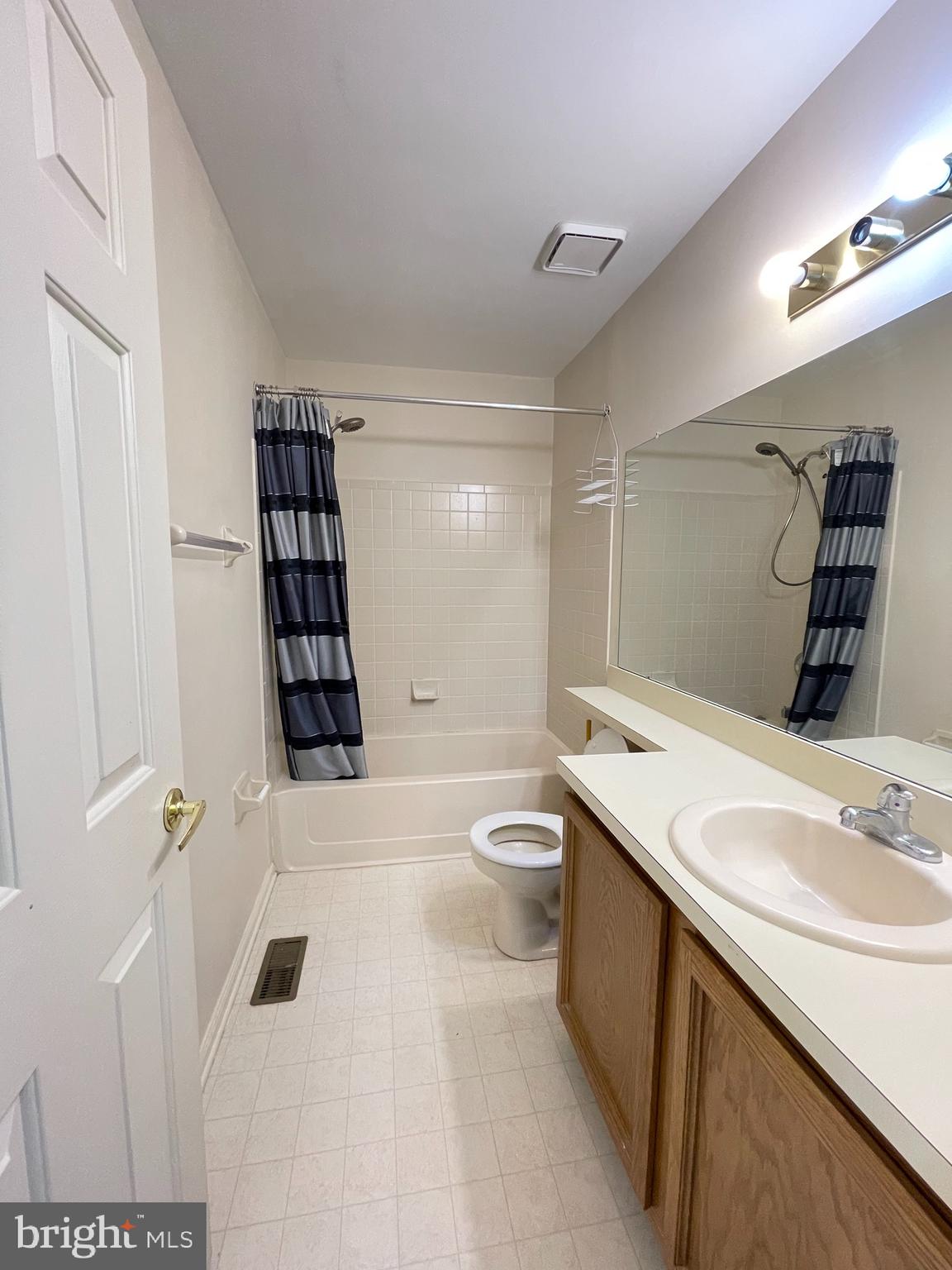 88 Biddle Way Mount Laurel, NJ 08054 - Photo 18 of 40 Gallery Image 18