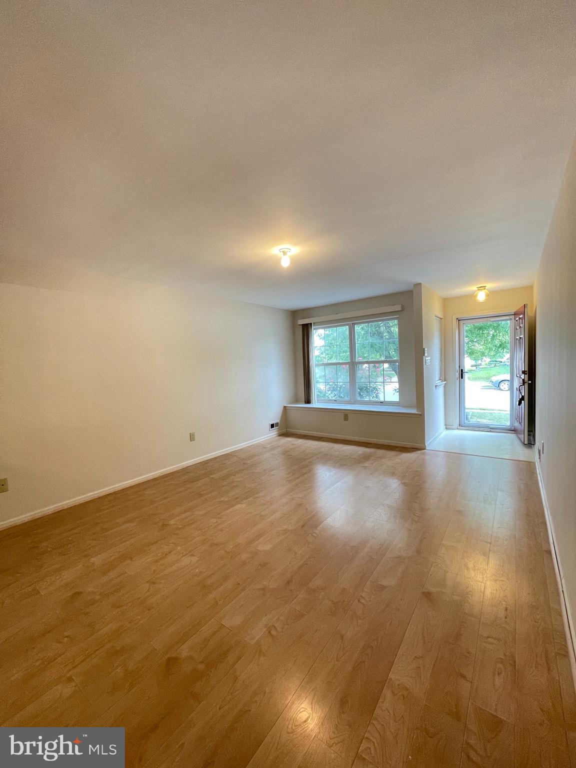 88 Biddle Way Mount Laurel, NJ 08054 - Photo 4 of 40 Gallery Image 4