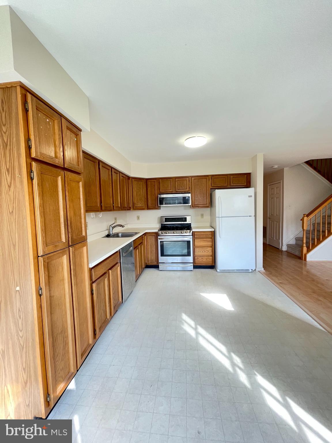 88 Biddle Way Mount Laurel, NJ 08054 - Photo 8 of 40 Gallery Image 8