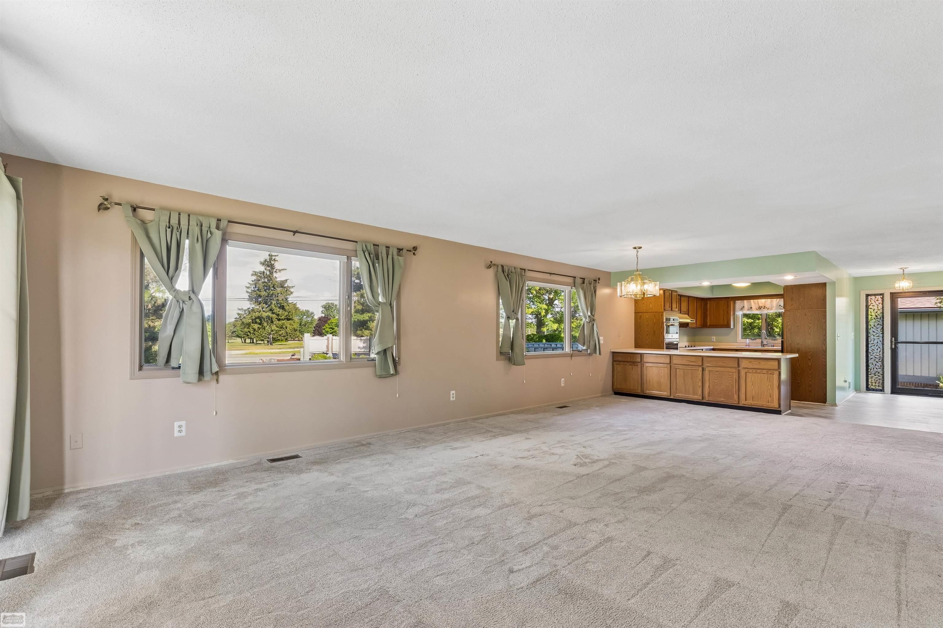 1715 River Road St. Clair, MI 48079 - Photo 19 of 34