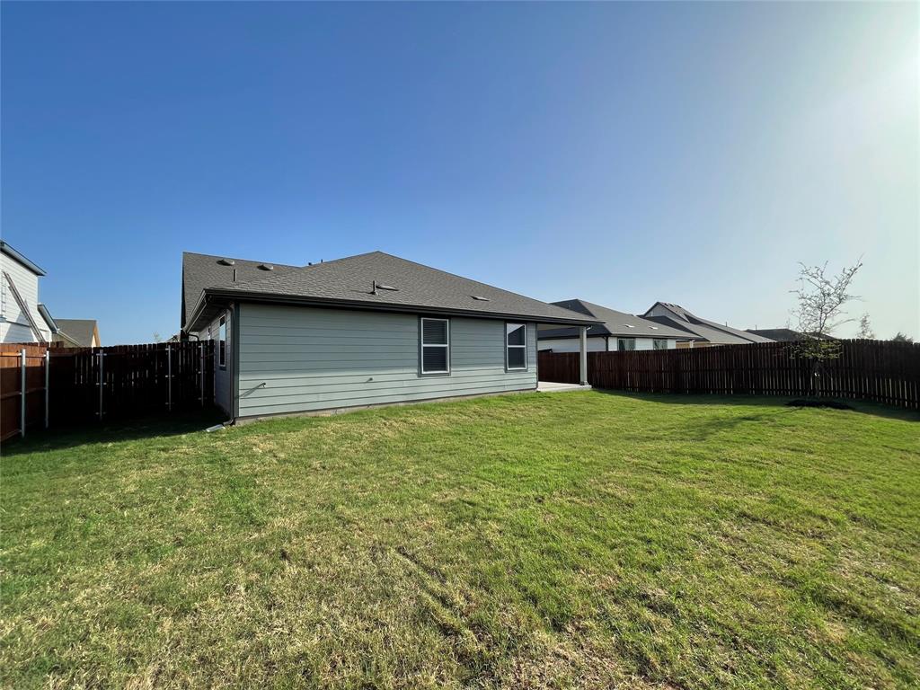 744 Sweet Pea Drive Pilot Point, TX 76258 - Photo 30 of 32