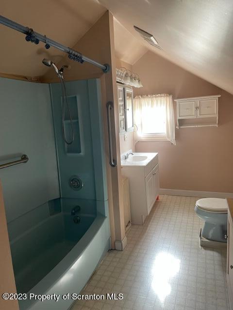 3511-3513 Winfield Avenue Moosic, PA 18507 - Photo 19 of 23 a bathroom with a shower a toilet and sink
