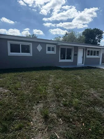 $3,800 | 6230 Northwest 18th Court, Sunrise, FL 33313