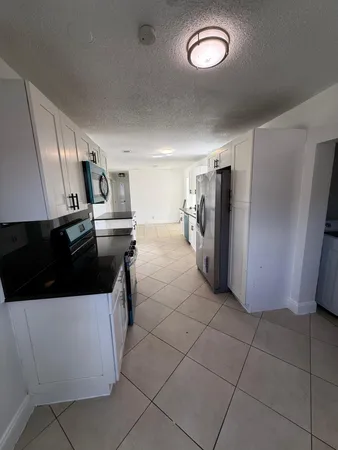 $3,800 | 6230 Northwest 18th Court, Sunrise, FL 33313