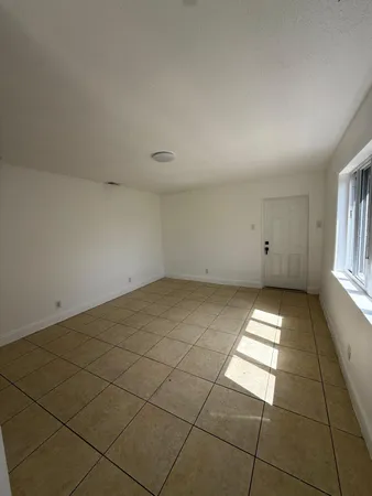 $3,800 | 6230 Northwest 18th Court, Sunrise, FL 33313