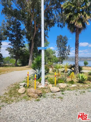 $1,535 | 17650 Grand Avenue, Unit 204, Lake Elsinore, CA 92530