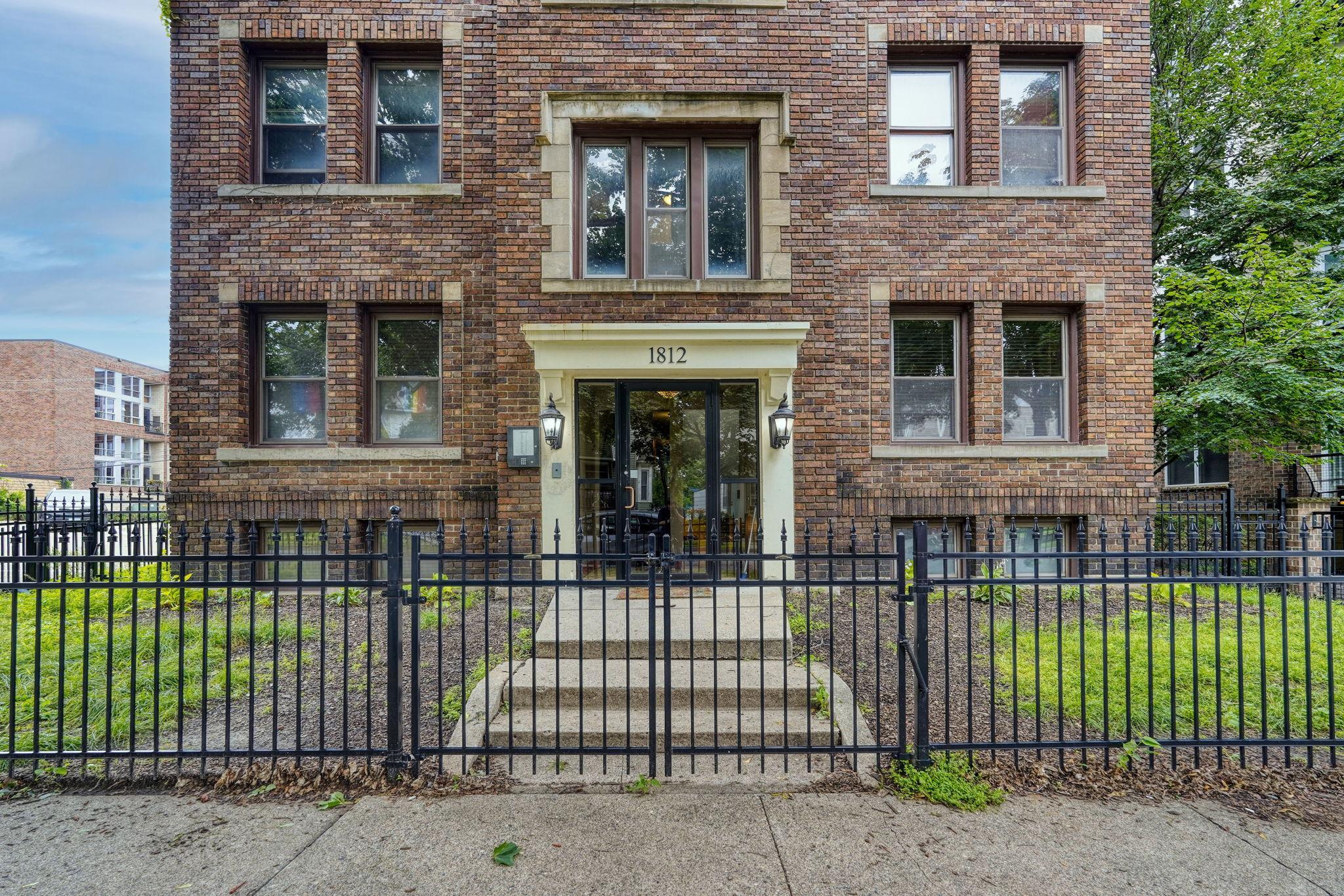 1812 Clinton Avenue, Unit 203 Minneapolis, MN 55404 - Photo 15 of 16