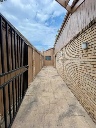 $1,895 | 12 Hallmark Drive, Panorama Village, TX 77304