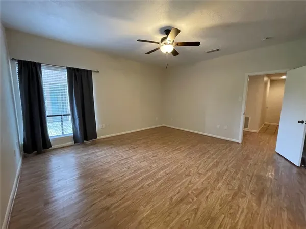 $1,895 | 12 Hallmark Drive, Panorama Village, TX 77304