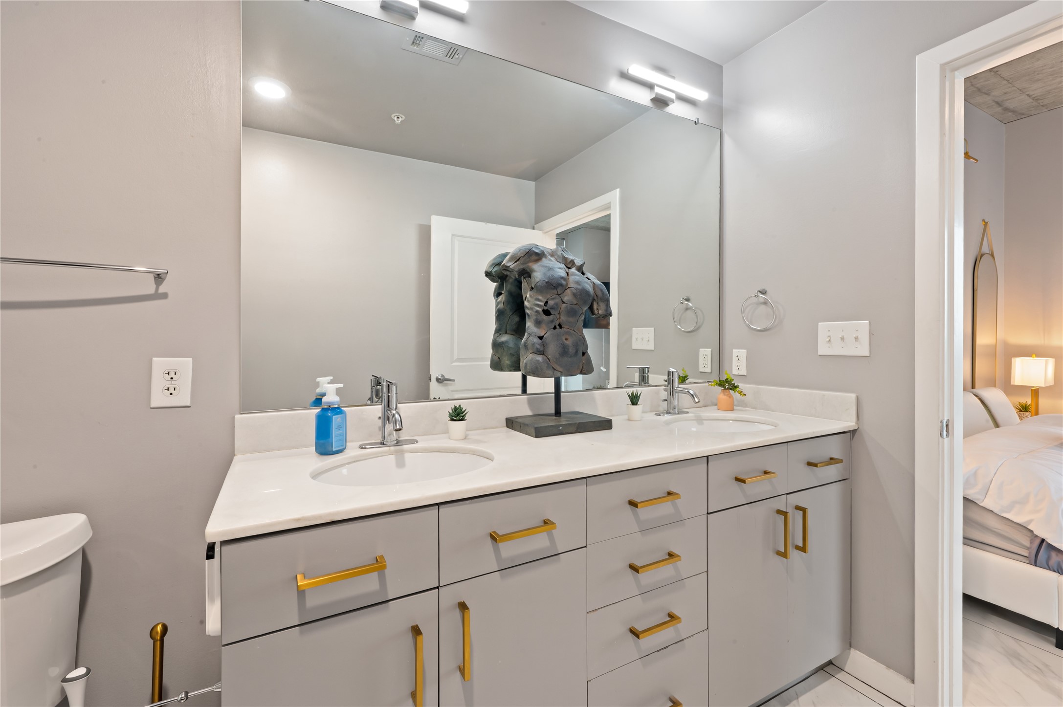 5925 Almeda Road, Unit 10902 Houston, TX 77004 - Photo 19 of 42