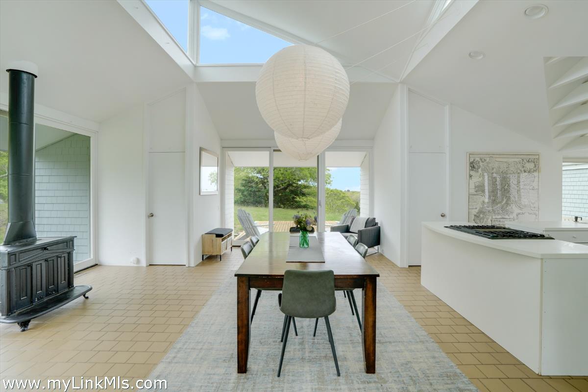 44 Cencelle Chilmark, MA 02535 - Photo 23 of 51
