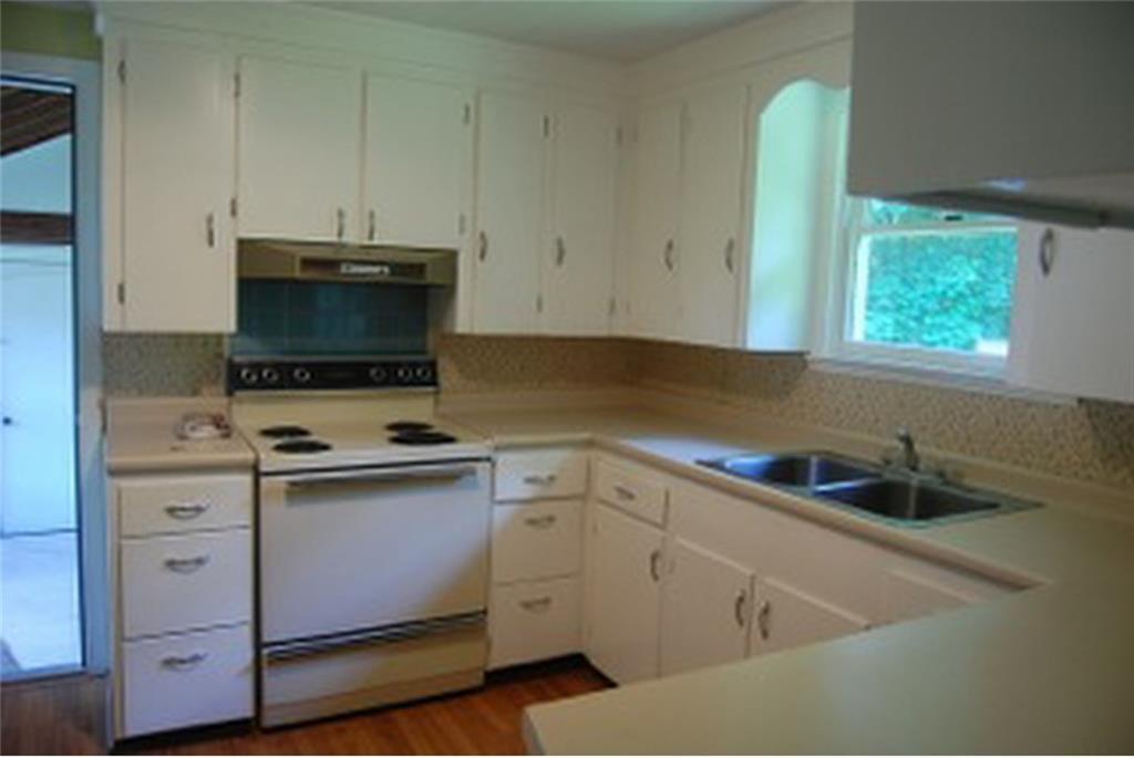 1067 Maplewood Road West Newfield, ME 04095 - Photo 5 of 13 Kitchen