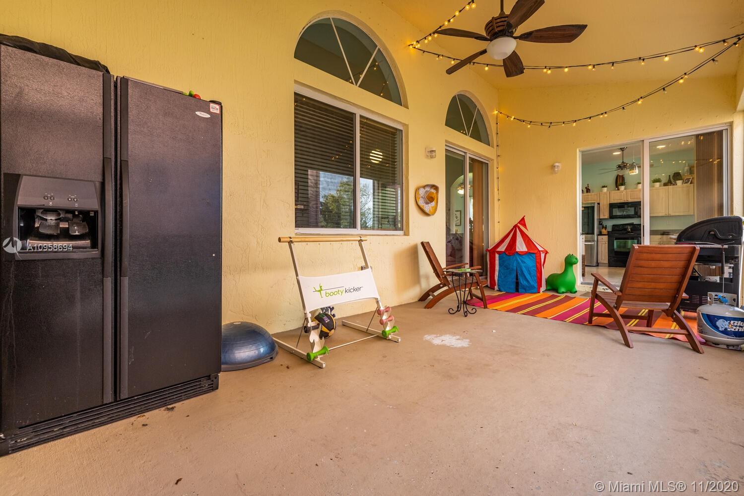 1873 Southeast 20th Road Homestead, FL 33035 - Photo 30 of 39