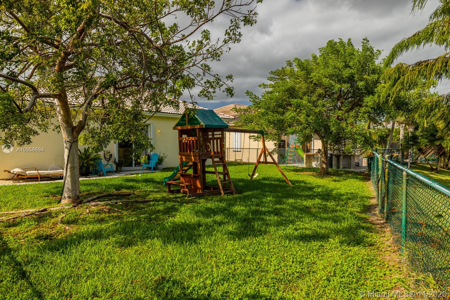 1873 Southeast 20th Road Homestead, FL 33035 - Photo 33 of 39