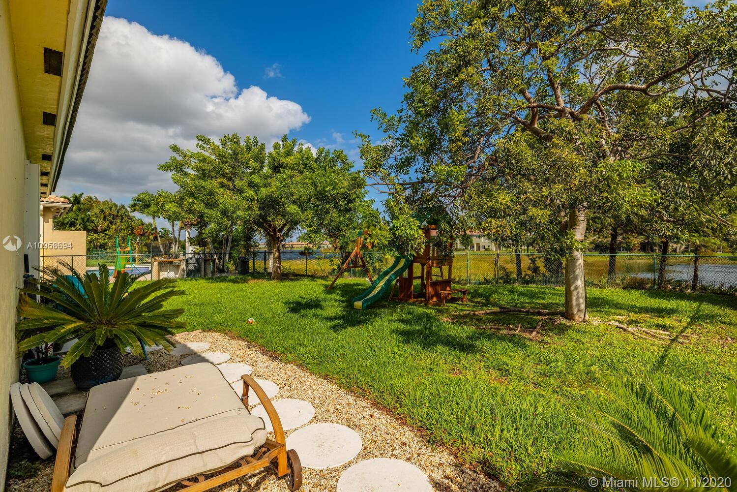1873 Southeast 20th Road Homestead, FL 33035 - Photo 38 of 39