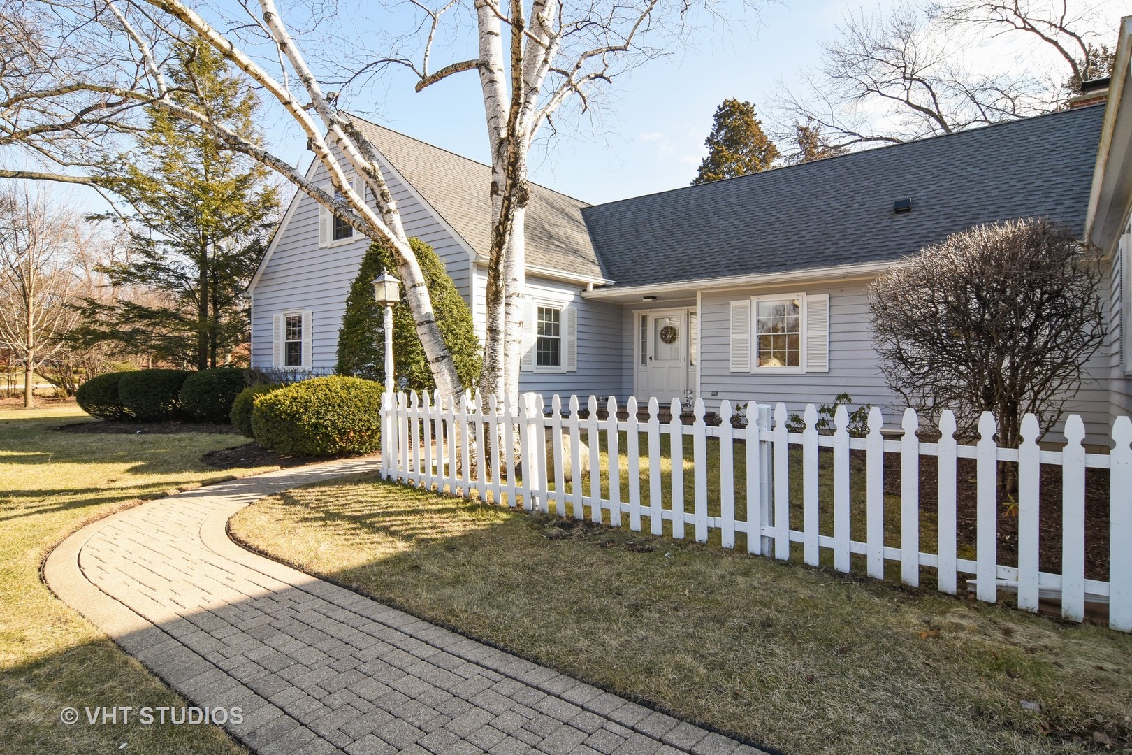 1660 West Beaver Pond Road Inverness, IL 60067 - Photo 2 of 30