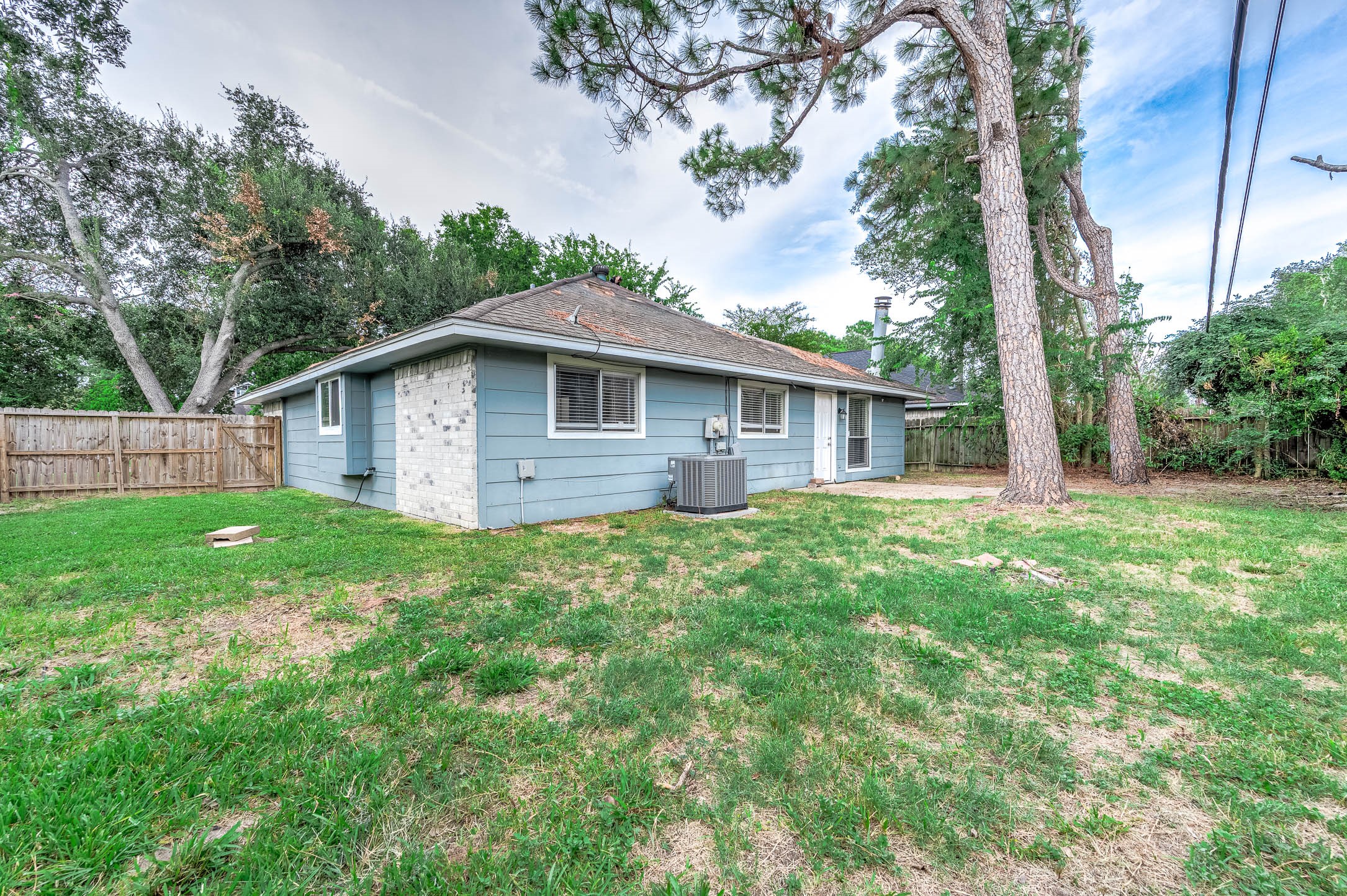 15607 Barbarossa Drive Houston, TX 77083 - Photo 26 of 29 Gallery Image 26