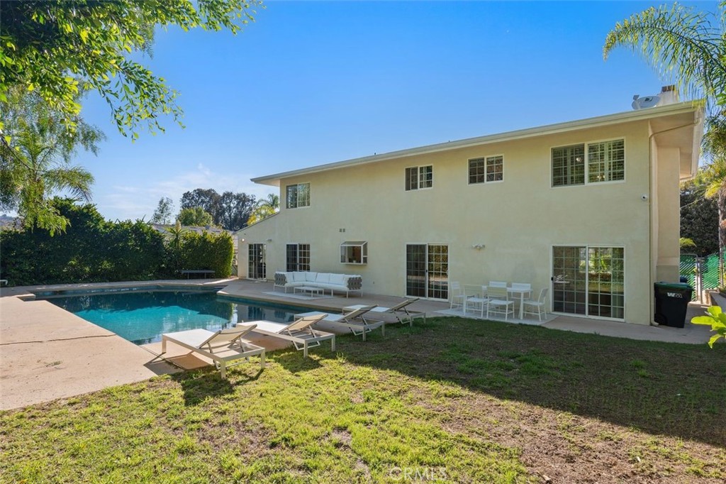 22534 Liberty Bell Road Calabasas, CA 91302 - Photo 36 of 41