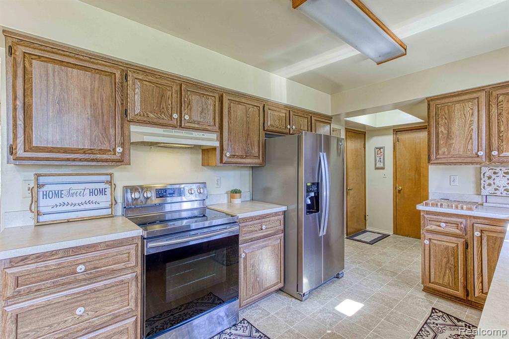 11048 30 Mile Road Washington, MI 48095 - Photo 10 of 59
