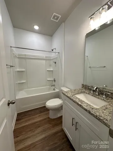 $1,800 | 2004 Stoney Point Lane, Unit 91, Charlotte, NC 28210