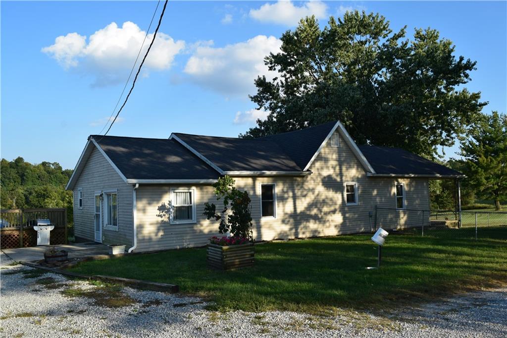 1333 Clark Smith Road Mitchell, IN 47446 - Photo 3 of 32