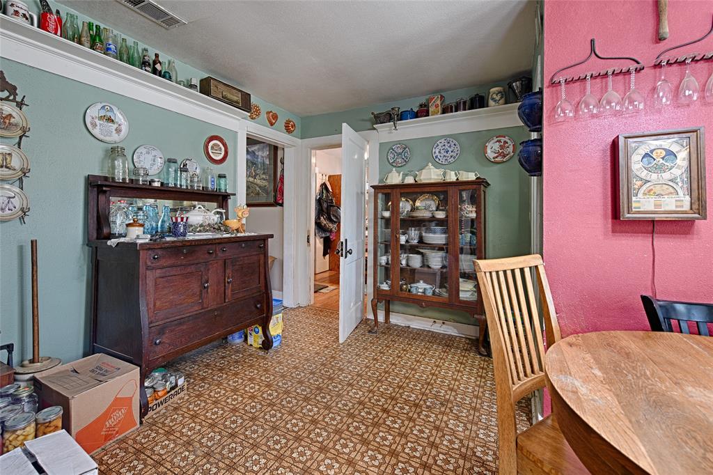 205 West Stark Road Seagoville, TX 75159 - Photo 11 of 39 a view of livingroom with furniture