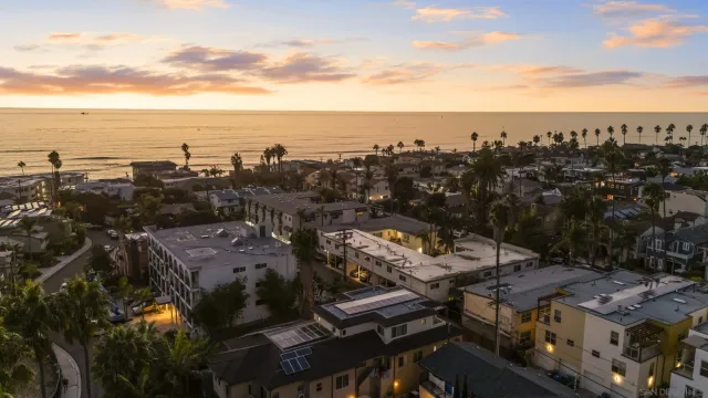 $1,900,000 | 372 Playa Del Norte Street, La Jolla, CA 92037