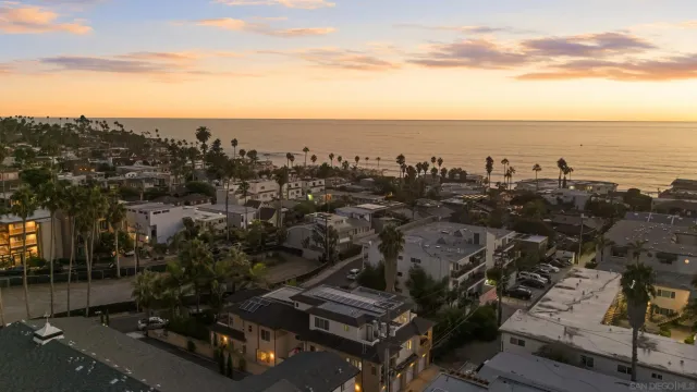 $1,900,000 | 372 Playa Del Norte Street, La Jolla, CA 92037