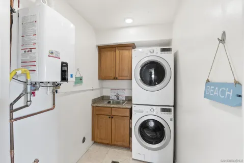 a view of a pathway of a building