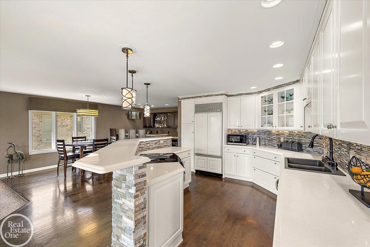 49572 Compass Point Drive New Baltimore, MI 48047 - Photo 19 of 76