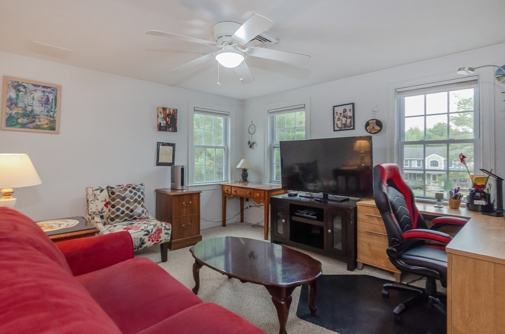 6 Sloop Lane Wareham, MA 02571 - Photo 15 of 38