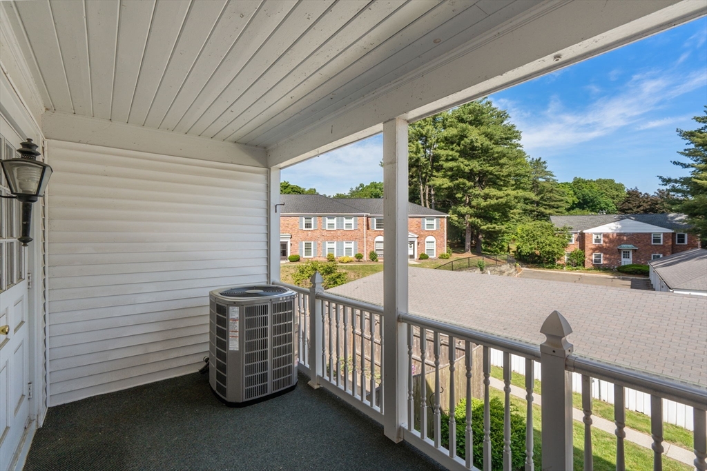 40 Yorktown Drive, Unit D Springfield, MA 01108 - Photo 17 of 27