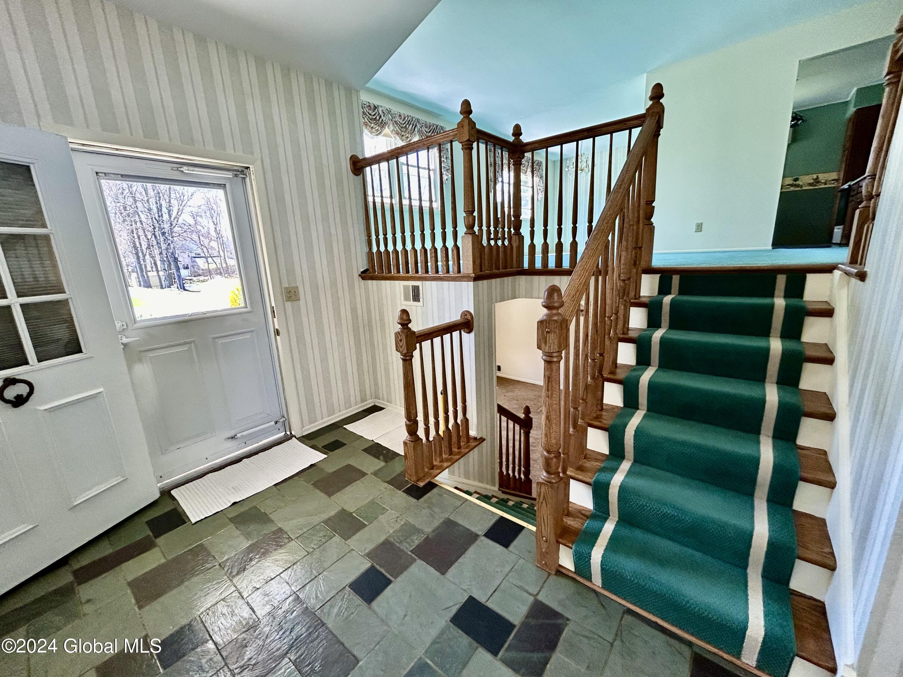 5 Haystack Road Clifton Park, NY 12065 - Photo 4 of 22 Foyer 2