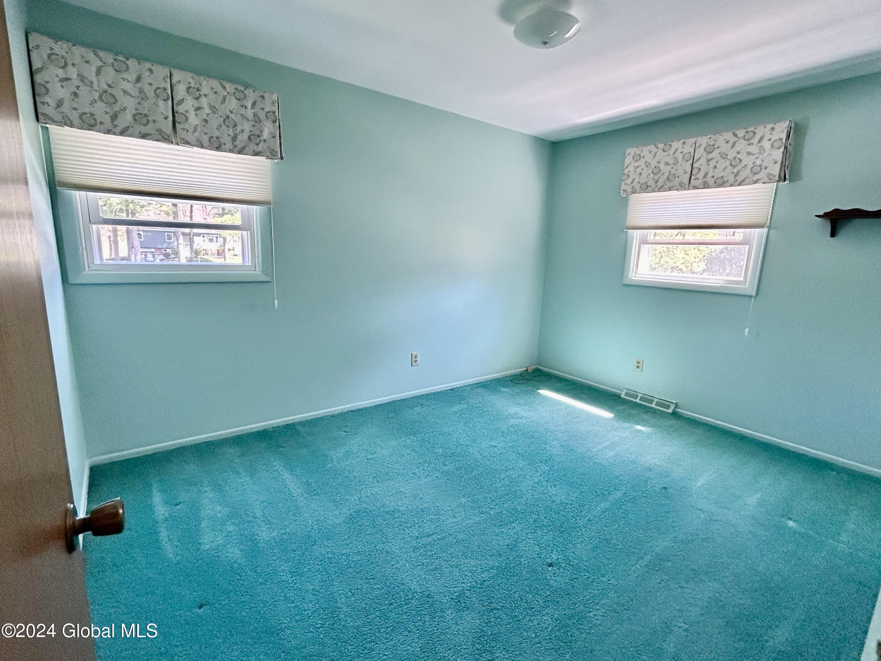 5 Haystack Road Clifton Park, NY 12065 - Photo 8 of 22 BR2