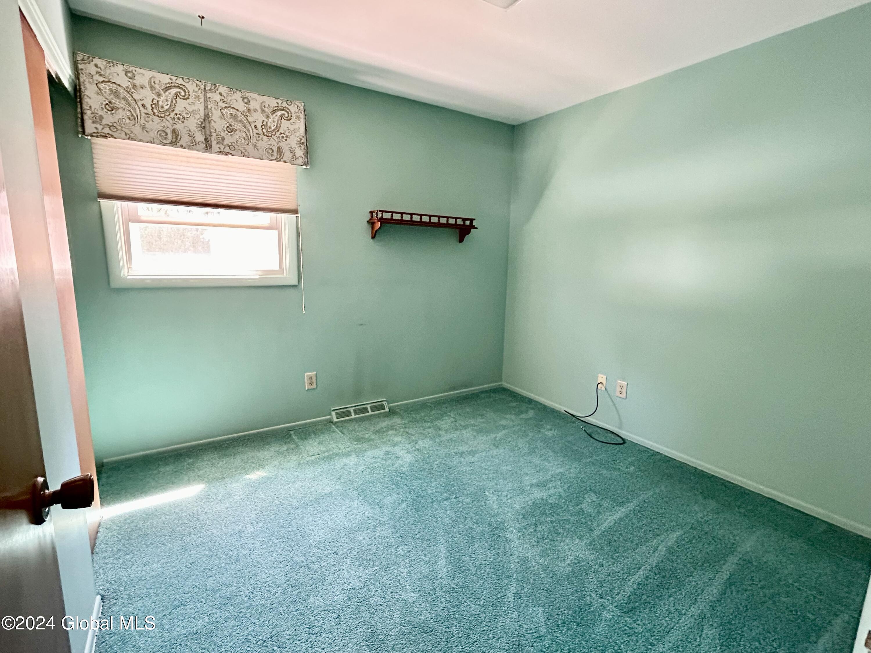 5 Haystack Road Clifton Park, NY 12065 - Photo 10 of 22 BR3
