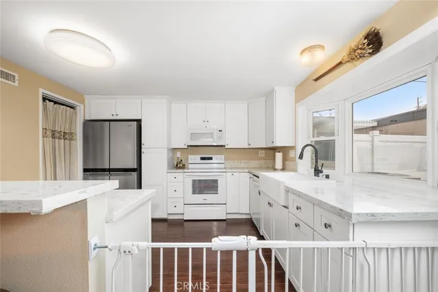 $814,900 | 4385 Larwin Avenue, Cypress, CA 90630