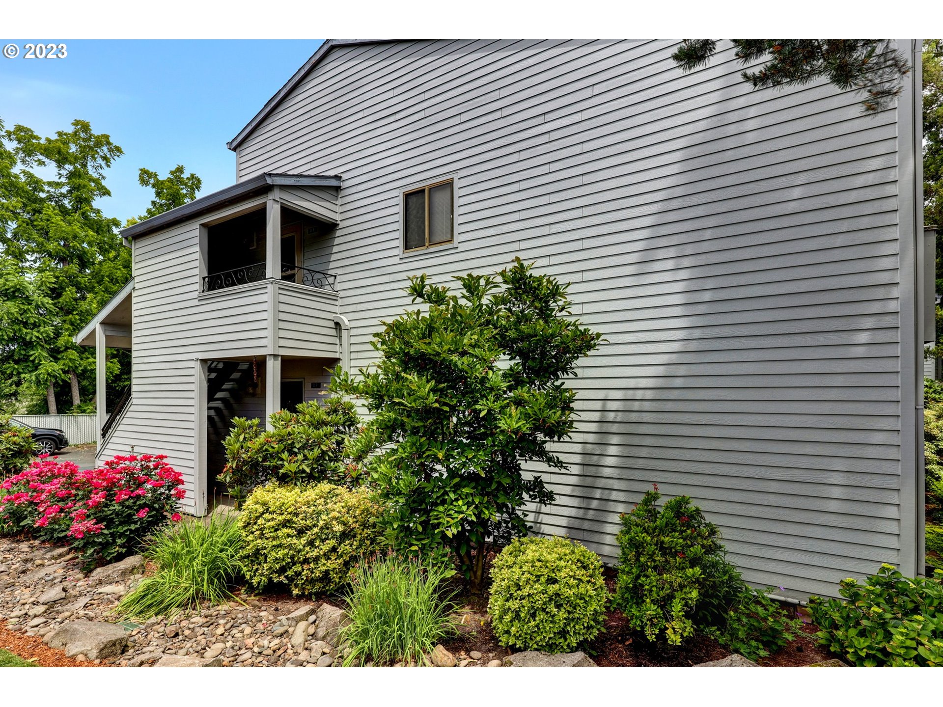 14575 Southwest Walker Road, Unit B7 Beaverton, OR 97006 - Photo 26 of 28 Gallery Image 26