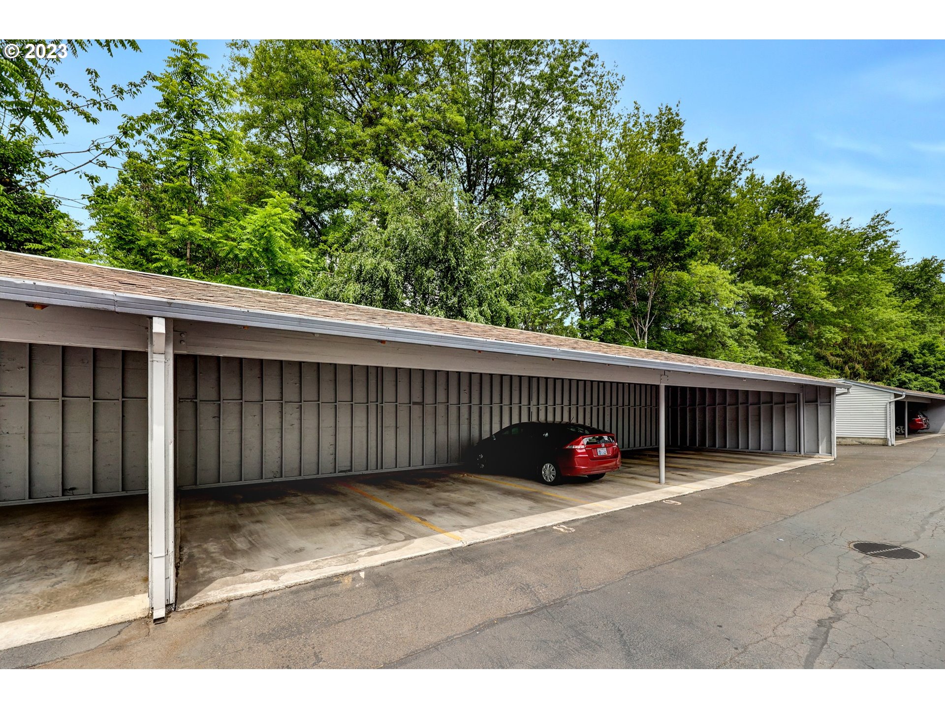 14575 Southwest Walker Road, Unit B7 Beaverton, OR 97006 - Photo 27 of 28 Gallery Image 27