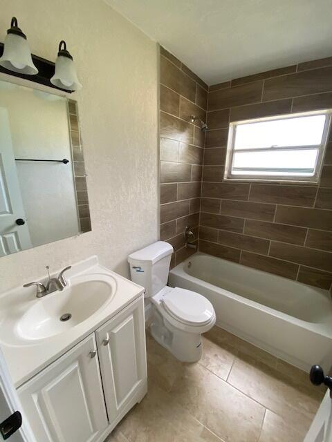601 Silver Beach Road, Unit 609 Riviera Beach, FL 33403 - Photo 7 of 10 image003