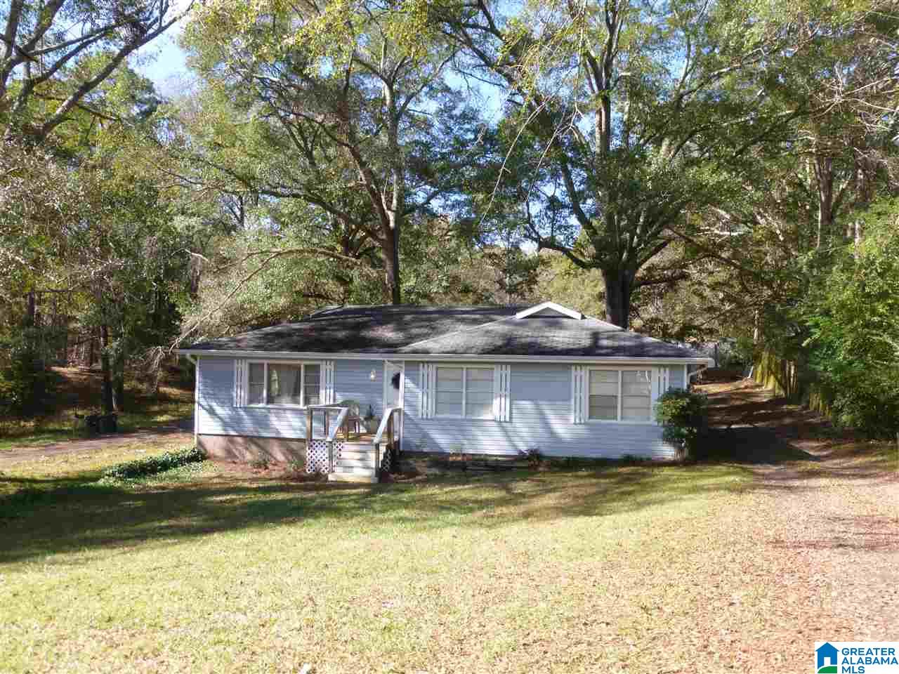 135 Brantley Lake Road Alabaster, AL 35114 - Photo 1 of 37