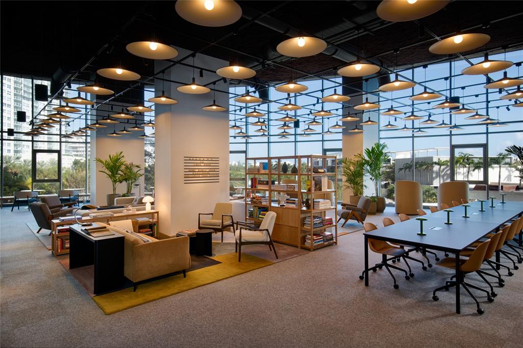 500 Alton Road, Unit 3903 04 Miami Beach, FL 33139 - Photo 59 of 72 Co-working space