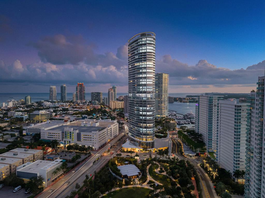 500 Alton Road, Unit 3903 04 Miami Beach, FL 33139 - Photo 70 of 72