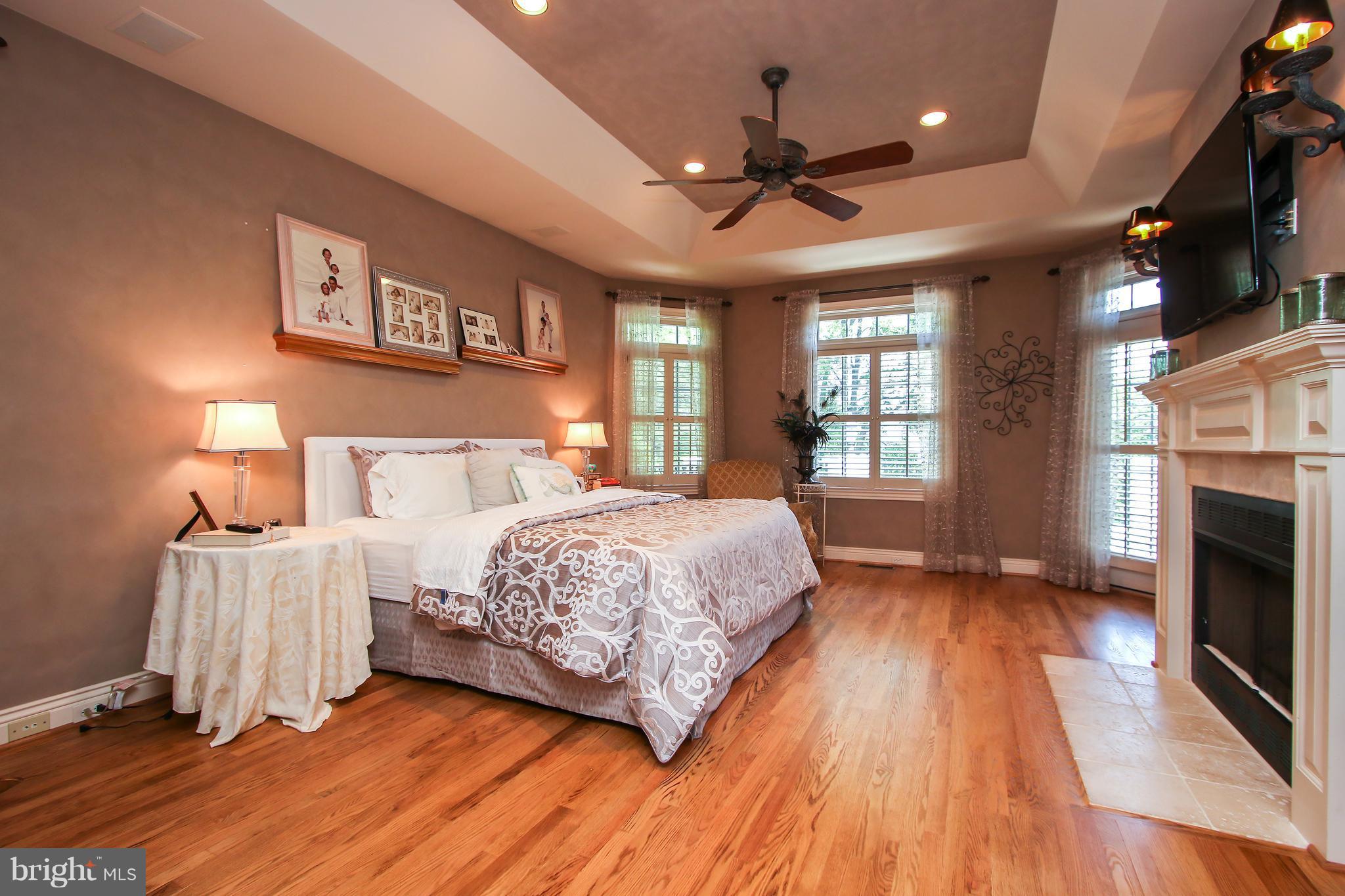 8322 Roxborough Loop Gainesville, VA 20155 - Photo 13 of 37 Bedroom (Master)