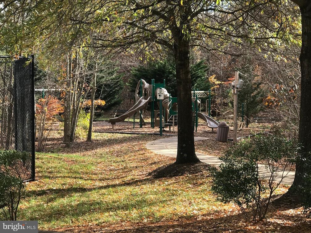 8322 Roxborough Loop Gainesville, VA 20155 - Photo 34 of 37 Playground