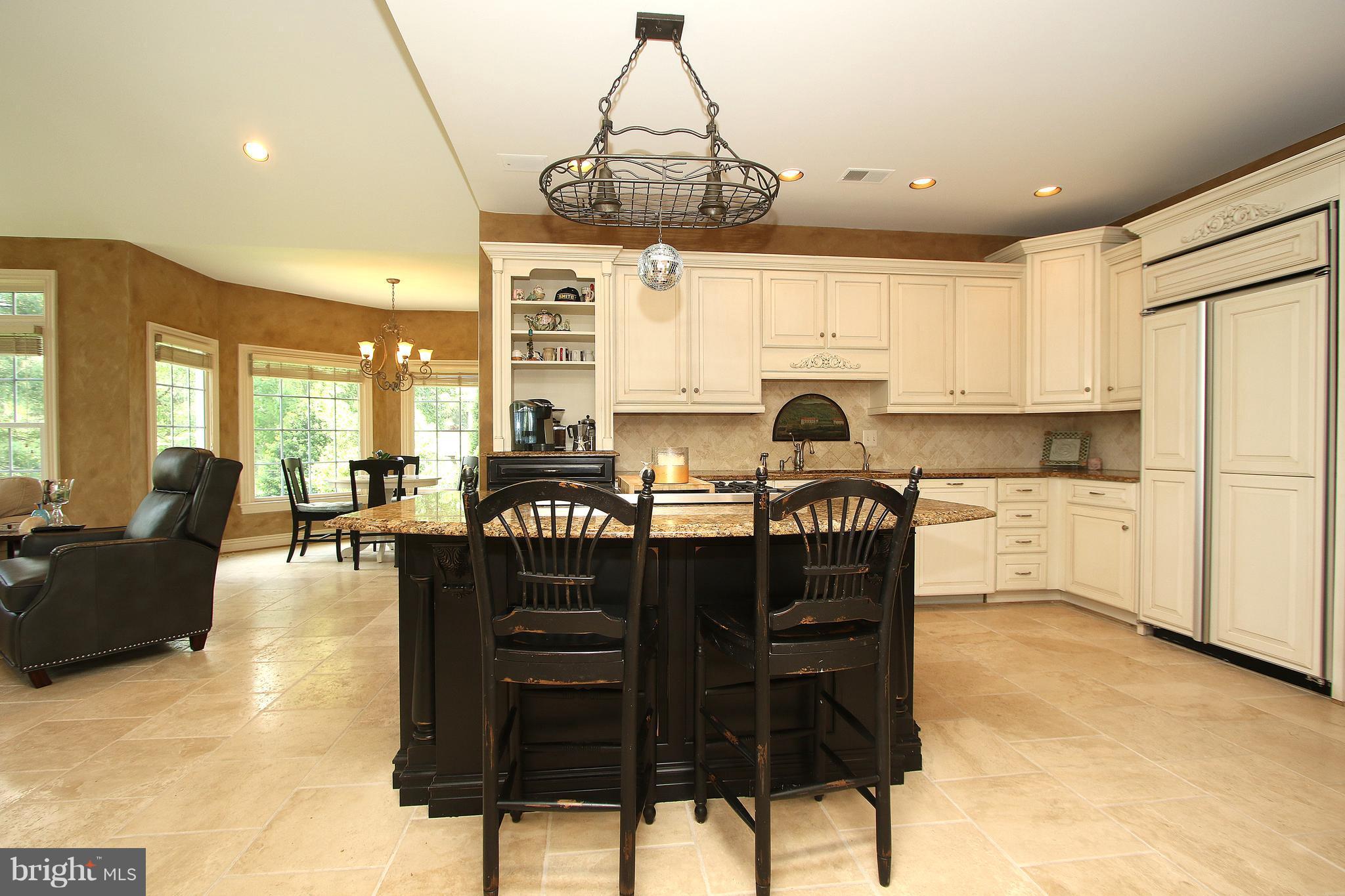 8322 Roxborough Loop Gainesville, VA 20155 - Photo 10 of 37 Kitchen