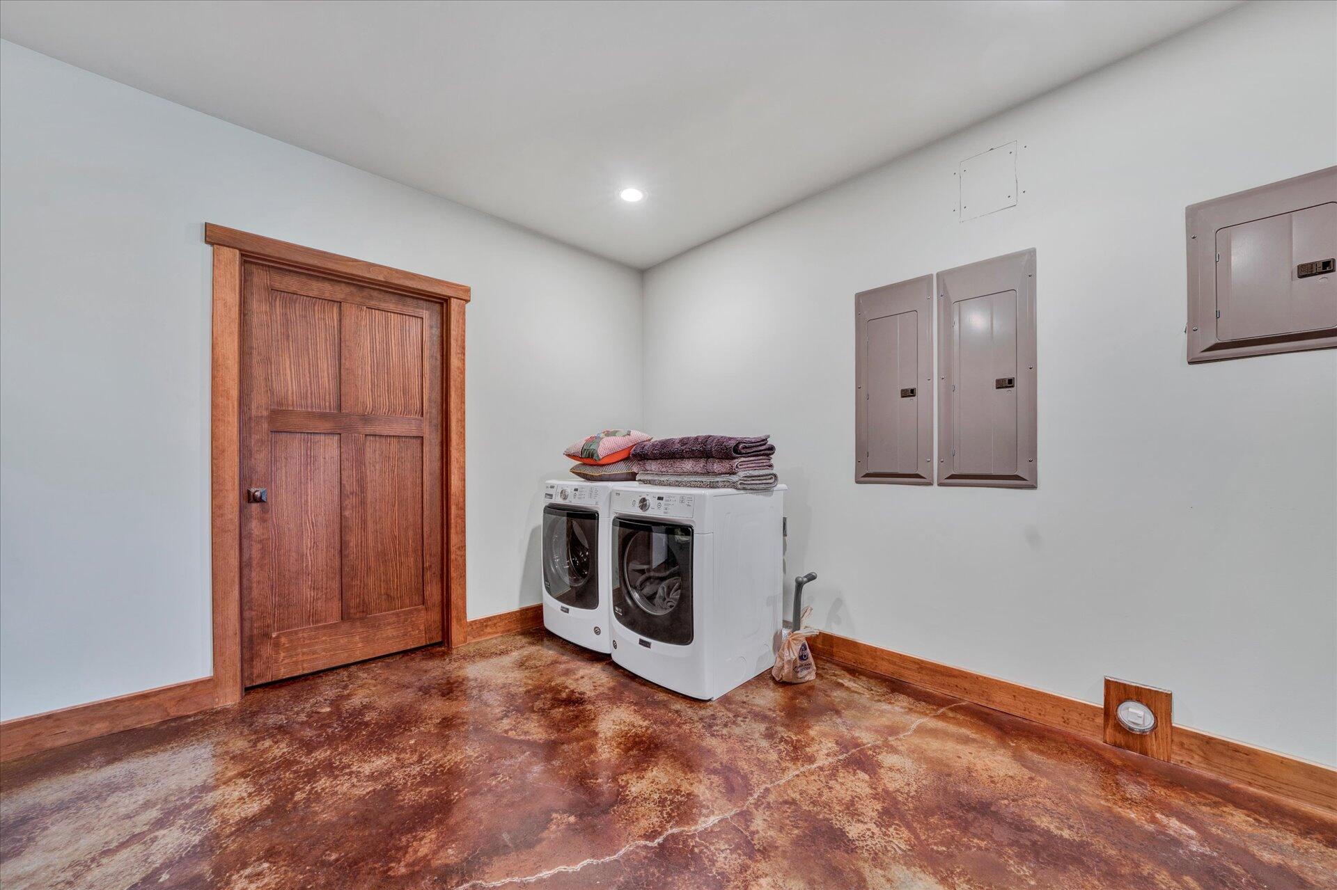 574 Menefee Road Ferrum, VA 24088 - Photo 65 of 105 065-DSC00163