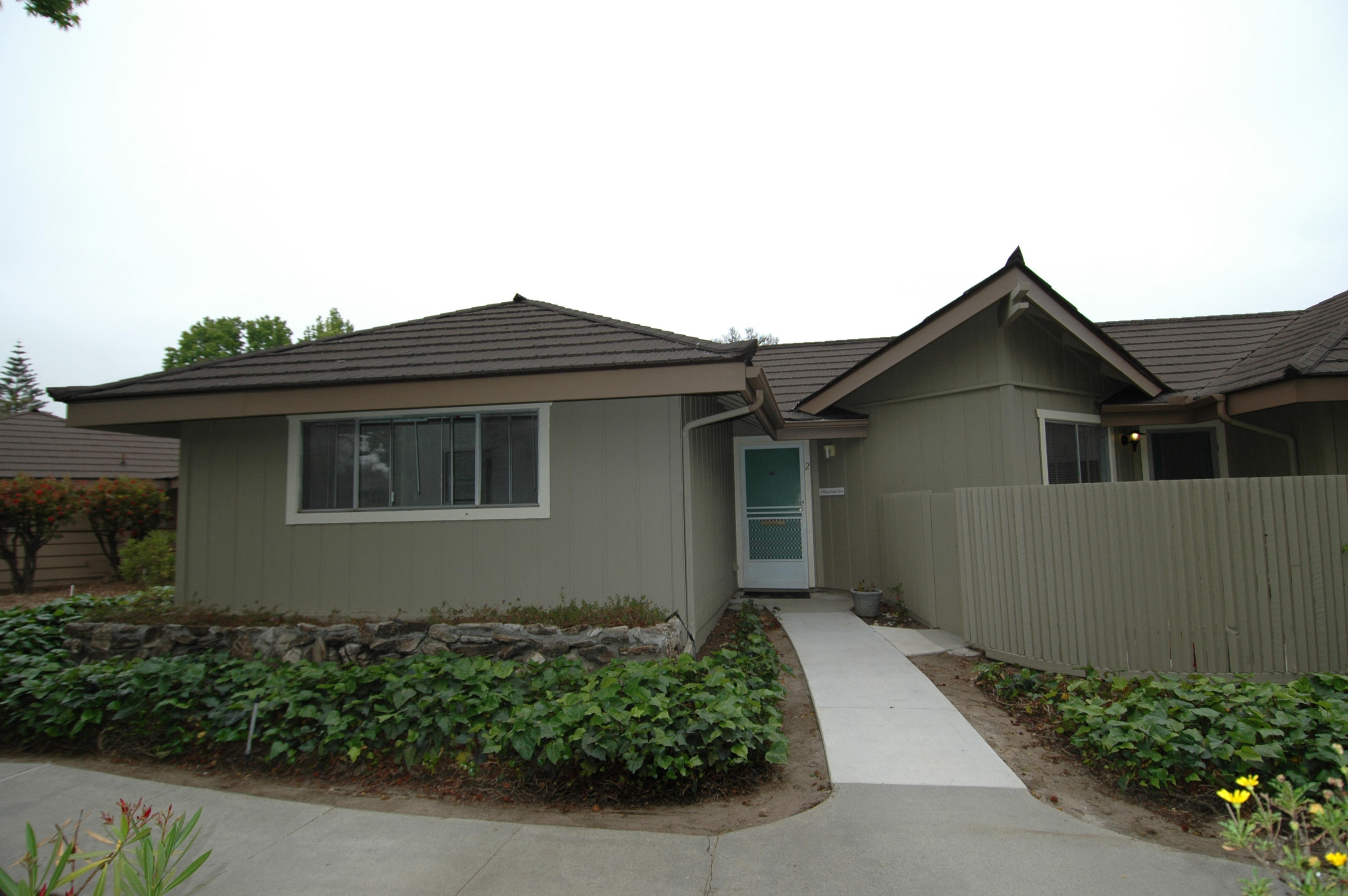 5800 Encina Road, Unit 2 Goleta, CA 93117 - Photo 1 of 8 Front