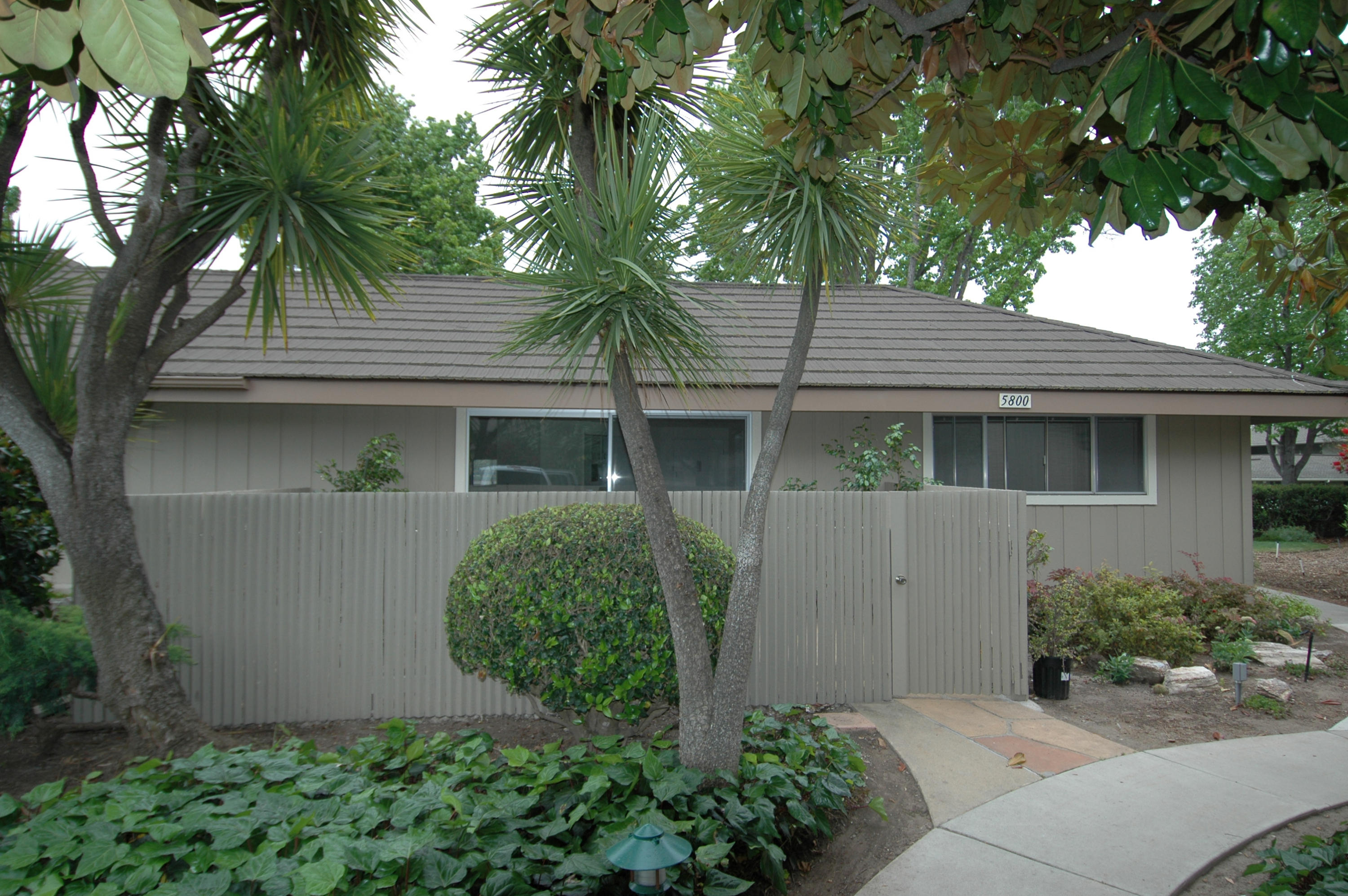 5800 Encina Road, Unit 2 Goleta, CA 93117 - Photo 2 of 8 Rear