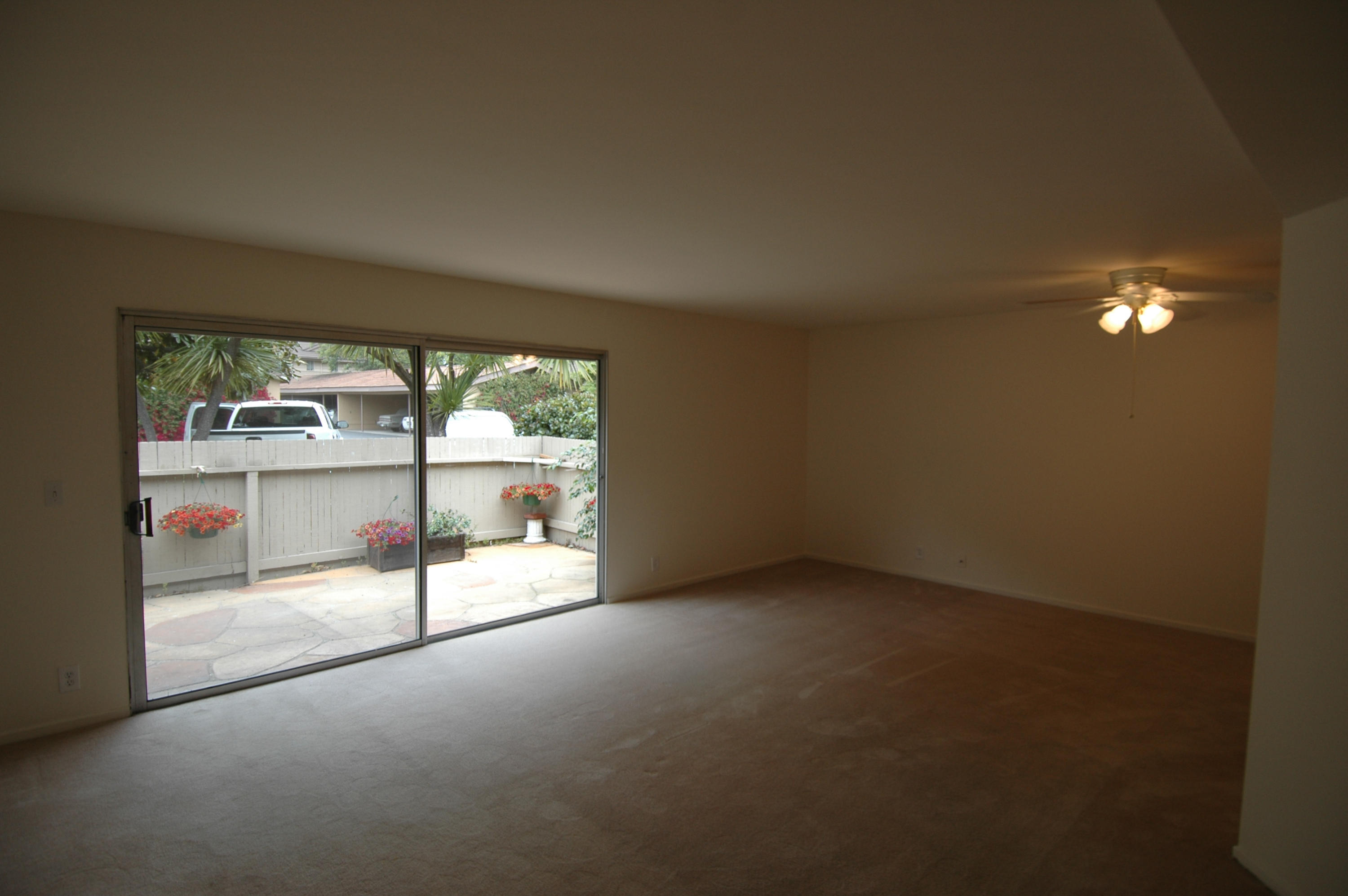 5800 Encina Road, Unit 2 Goleta, CA 93117 - Photo 4 of 8 Living area to rear