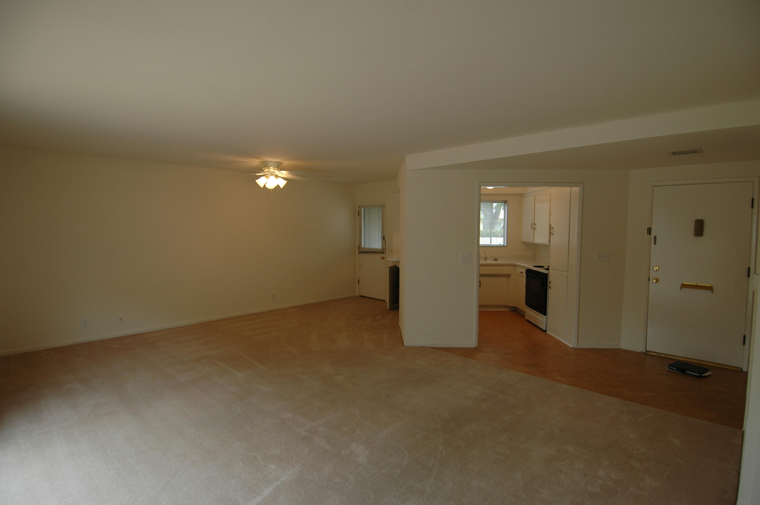 5800 Encina Road, Unit 2 Goleta, CA 93117 - Photo 6 of 8 Living Area